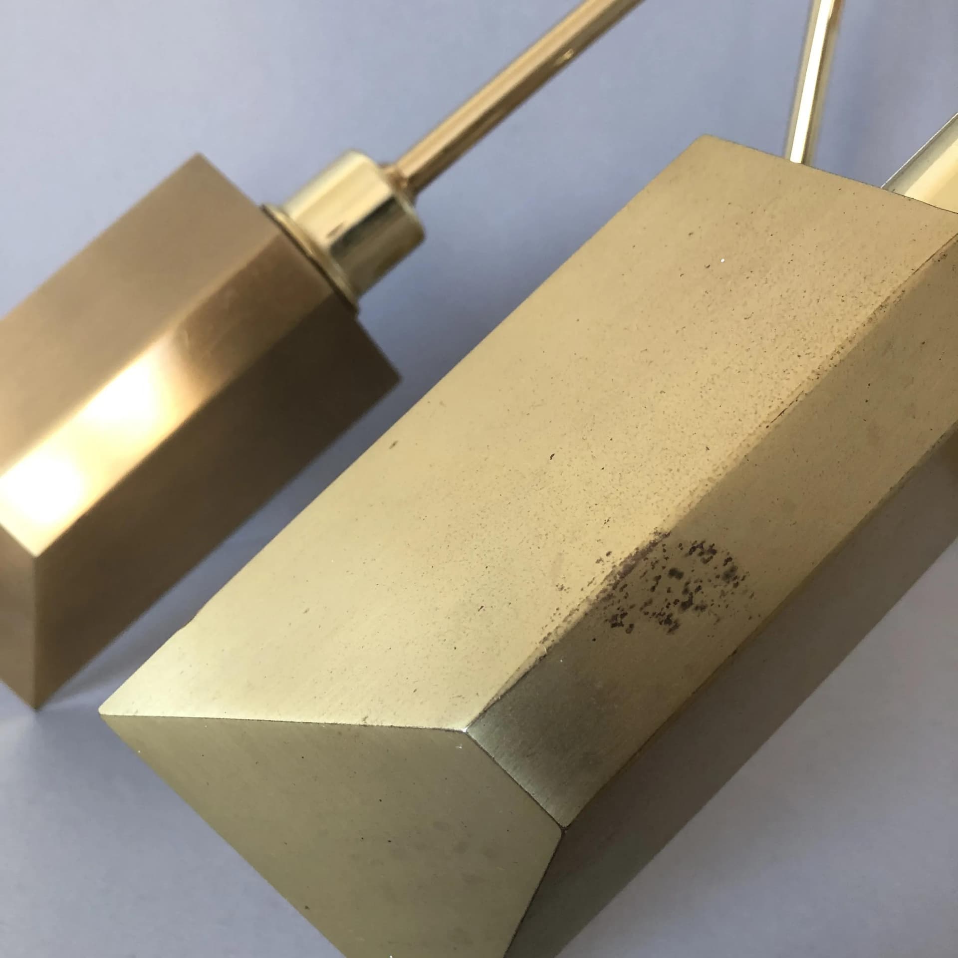 Mosiężna, modernistyczna para kinkietów, Holtkötter, Niemcy, lata 70. - 22748