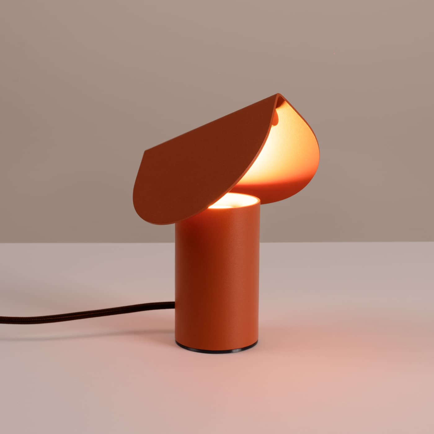 Lampa biurkowa BISCUIT ochra czerwona, Thoro - 311471
