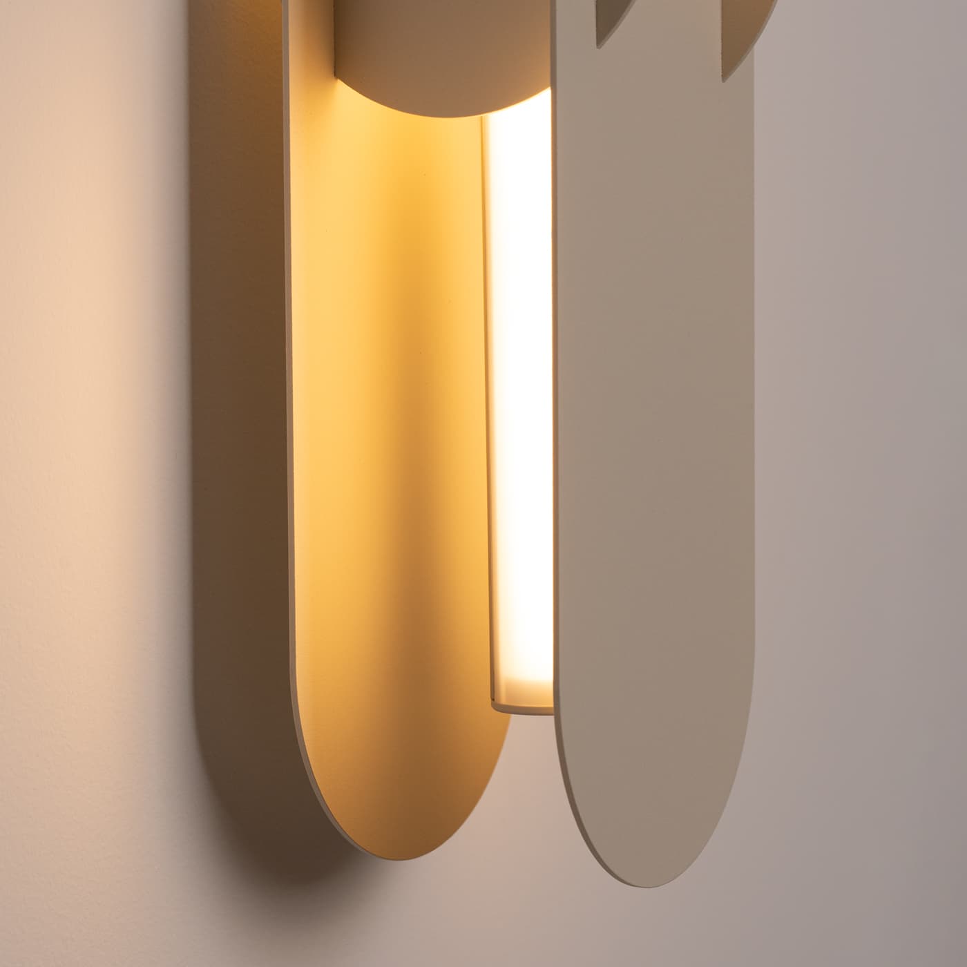 Wall lamp CHAIN 91 cm, beige, Thoro - 311347