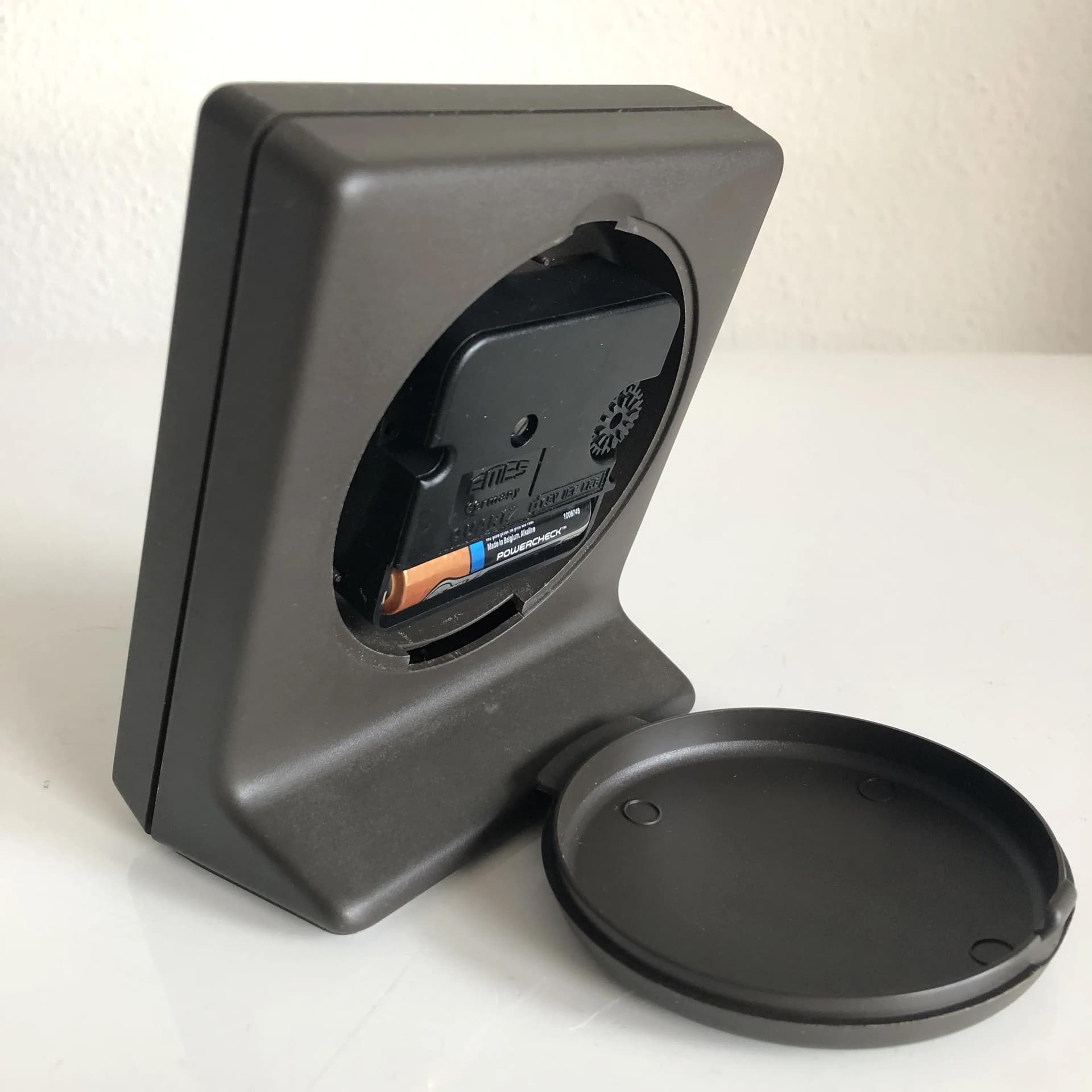 Zegar stojący, szary, plastik, Niemcy, lata 80. - 22726