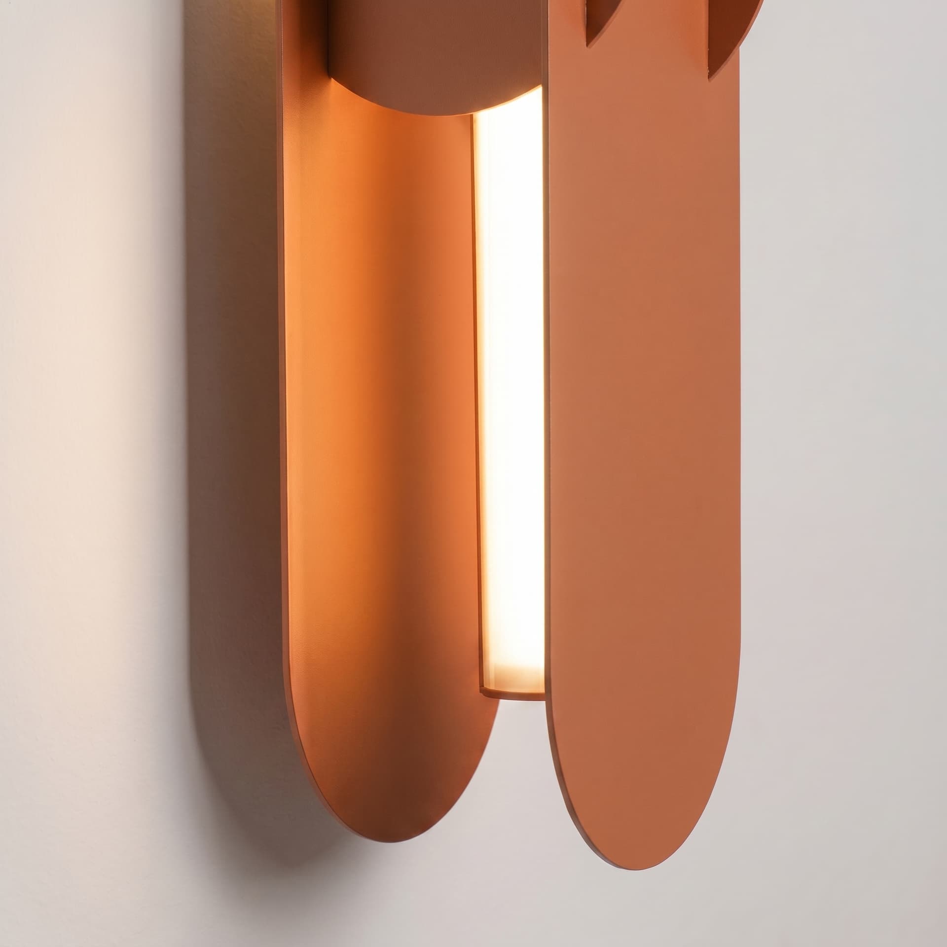 Wall lamp CHAIN 91 cm, ochre red, Thoro - 310870