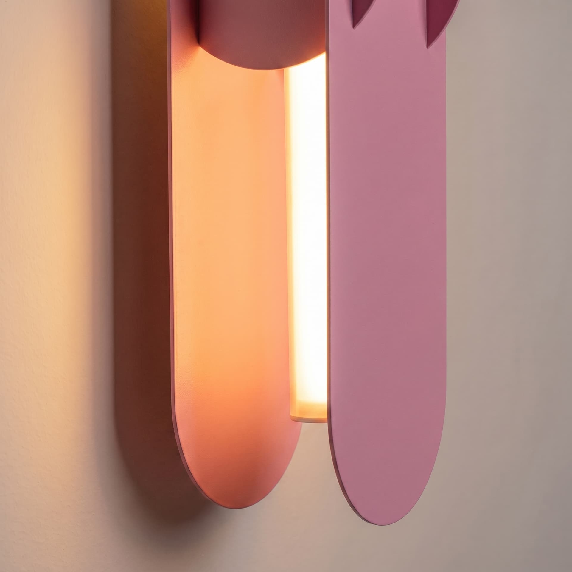 Wall lamp CHAIN 91 cm, pink, Thoro - 310862