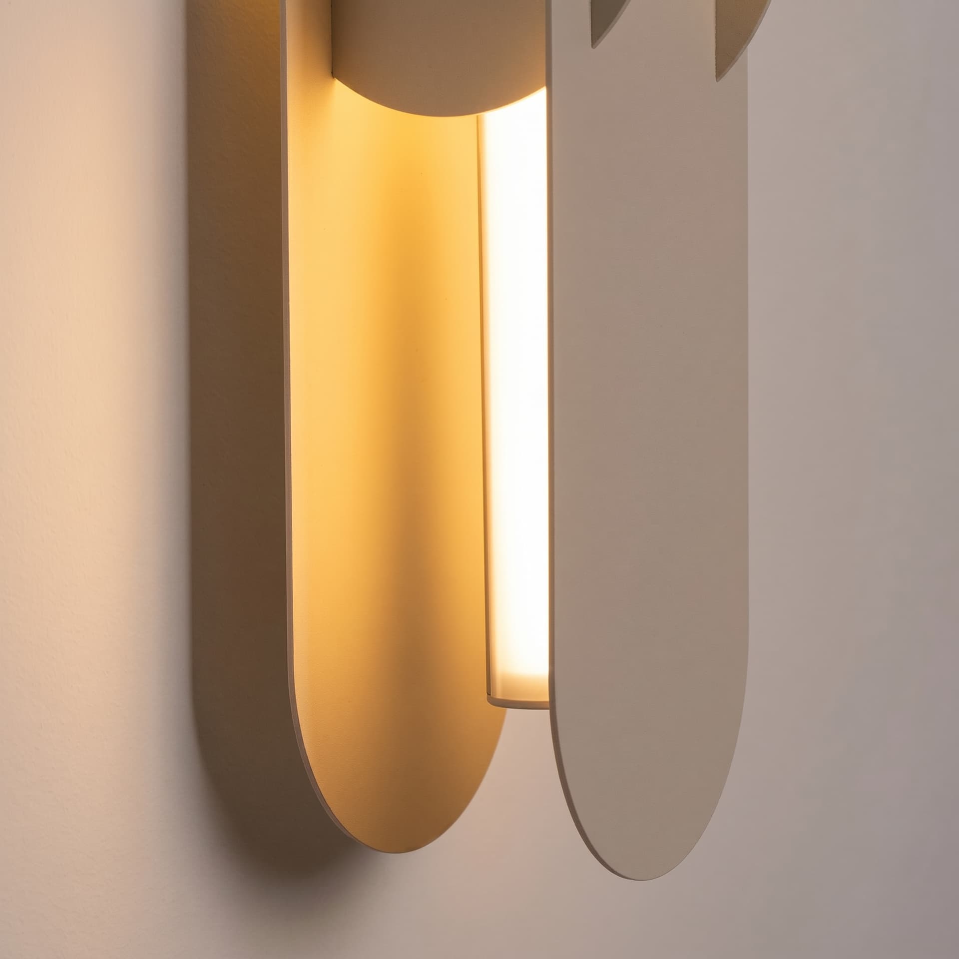 Wall lamp CHAIN 91 cm, taupe, Thoro - 310846