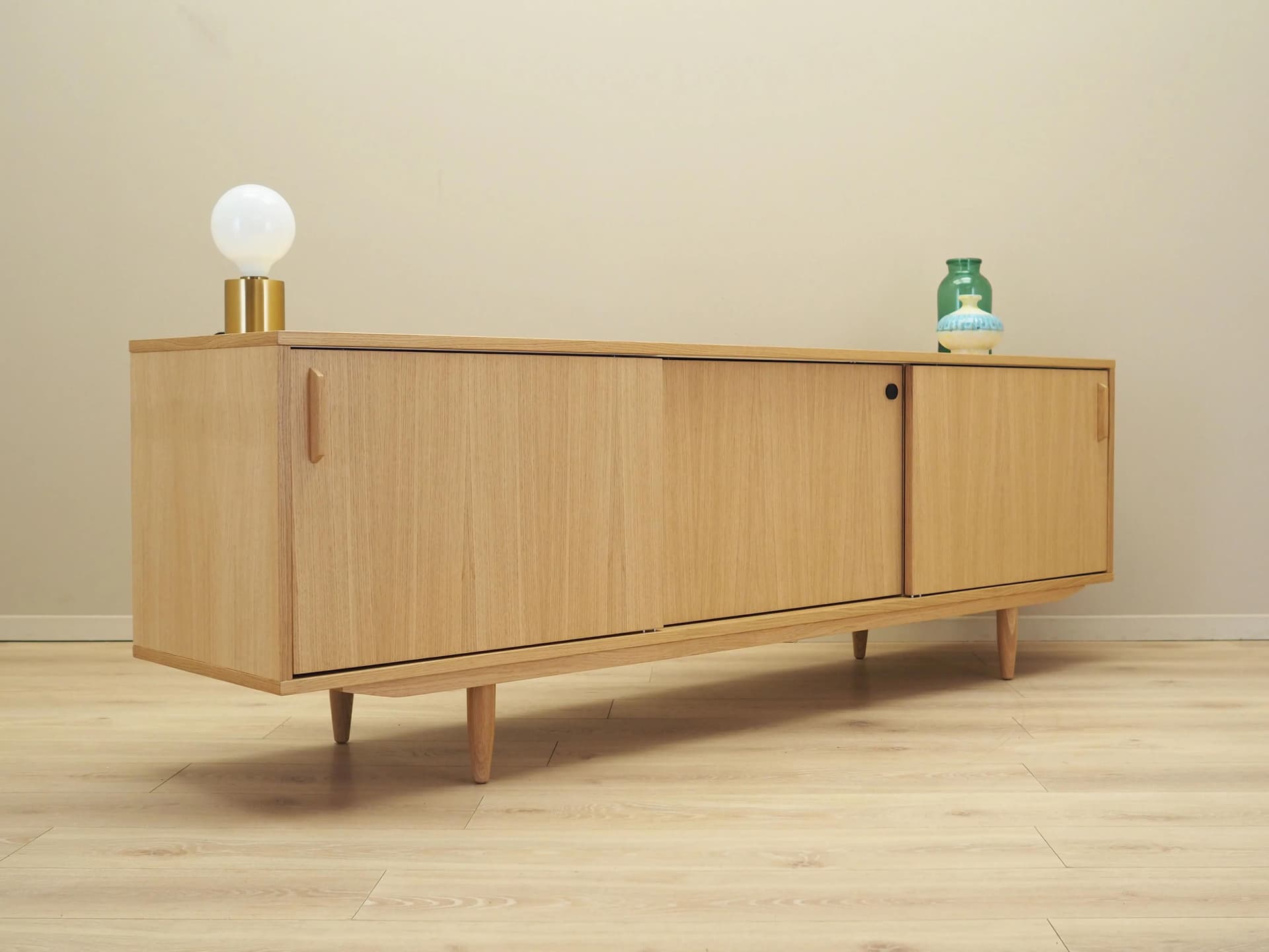 Sideboard skandynawski, dąb żółty, Dania, lata 60. - 22944