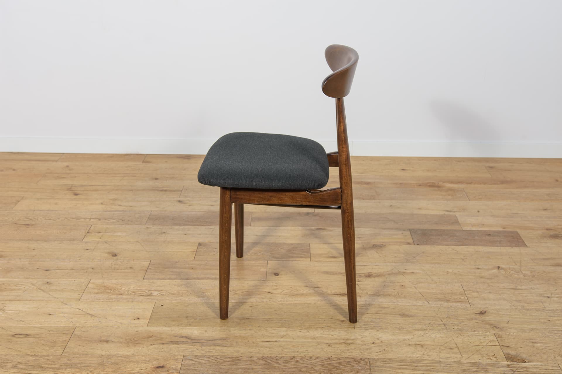 Set of four chairs 5912, brown beech, dark grey fabric, Zamojskie Fabryki Mebli, Poland, 1960s. - 312879