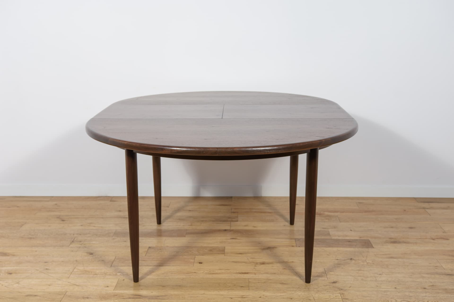 Stół rozkładany okrągły, teak brązowy, G-Plan, Wielka Brytania, lata 60. - 312909