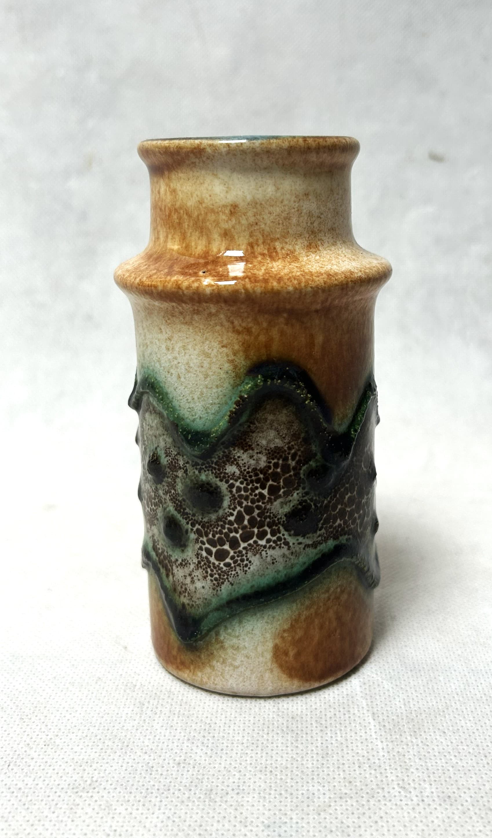 Vase fat lava, brown ceramics, Germany, 1970s. - 313250