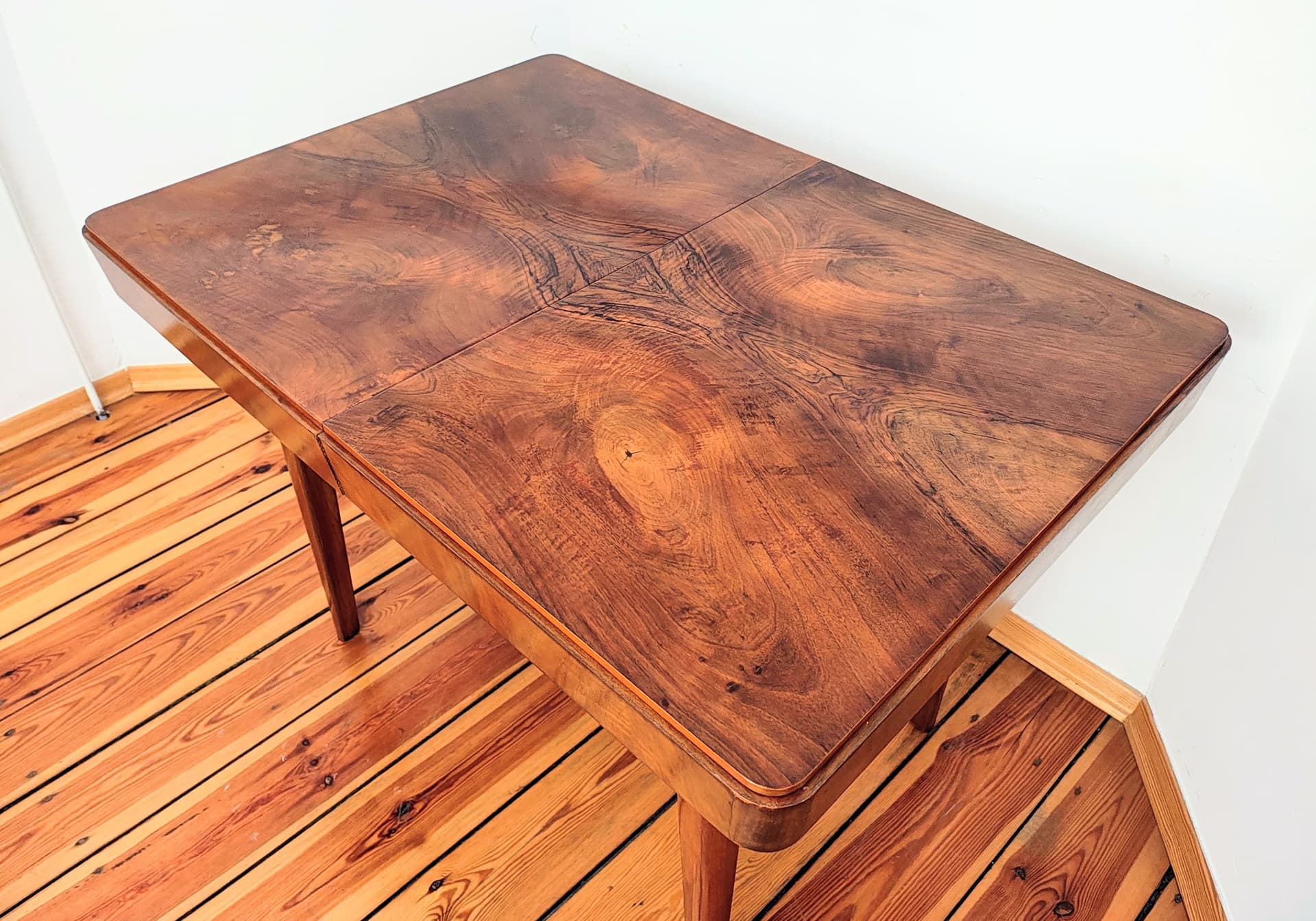 Extendable Dining Table, dark brown walnut, by J. Halabala, UP Závody, Czechoslovakia, 1950s. - 313309