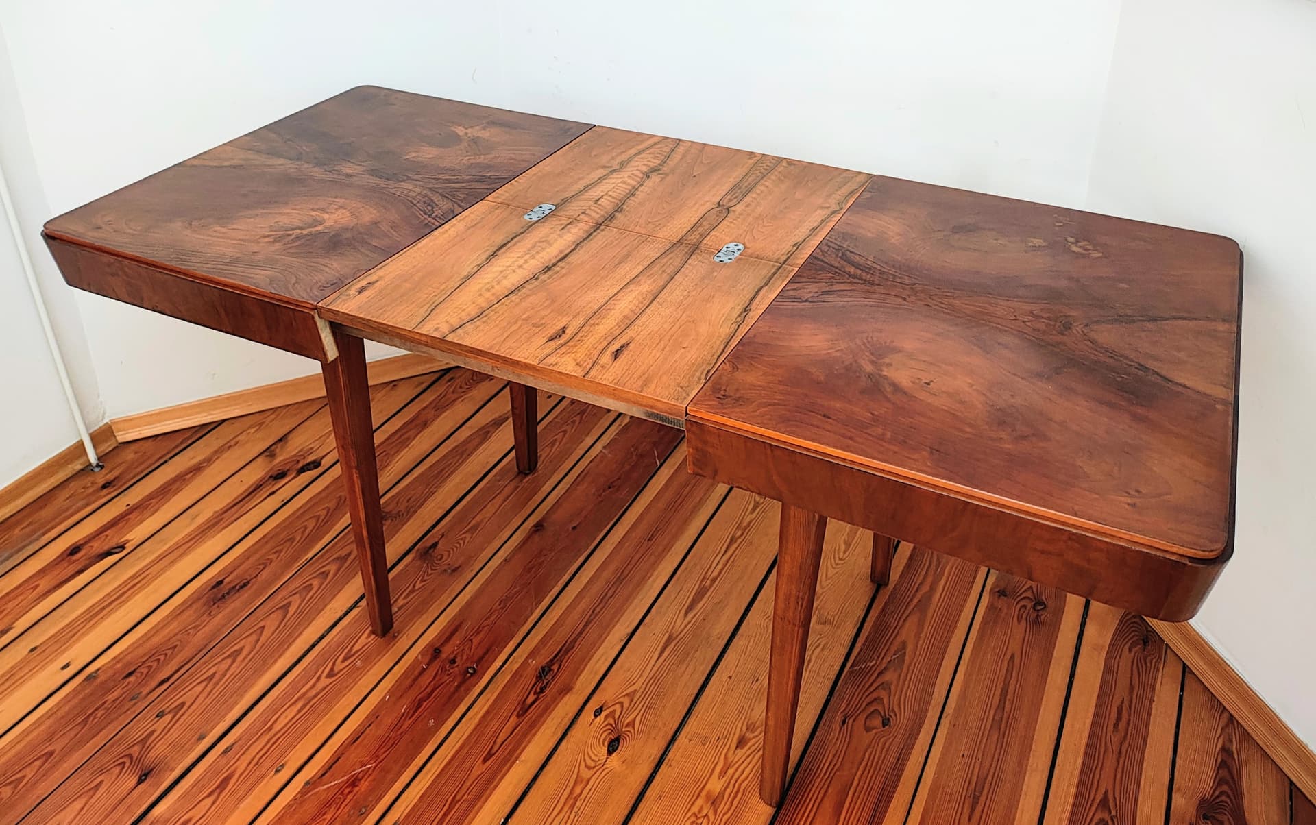 Extendable Dining Table, dark brown walnut, by J. Halabala, UP Závody, Czechoslovakia, 1950s. - 313296