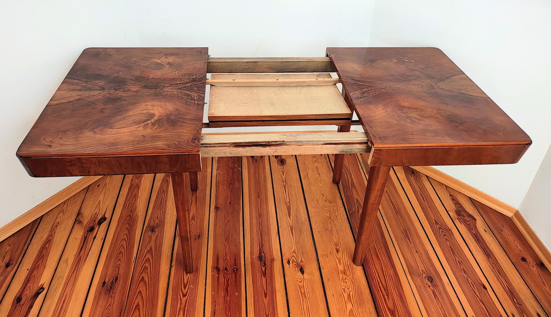 Extendable Dining Table, dark brown walnut, by J. Halabala, UP Závody, Czechoslovakia, 1950s. - 313305