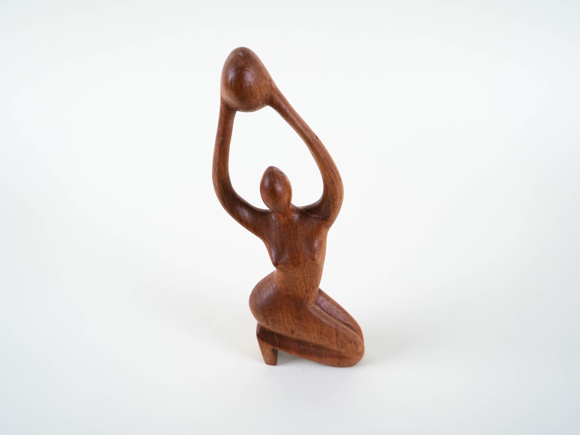 Sculpture, brown teak, Denmark, 1970s. - 313460