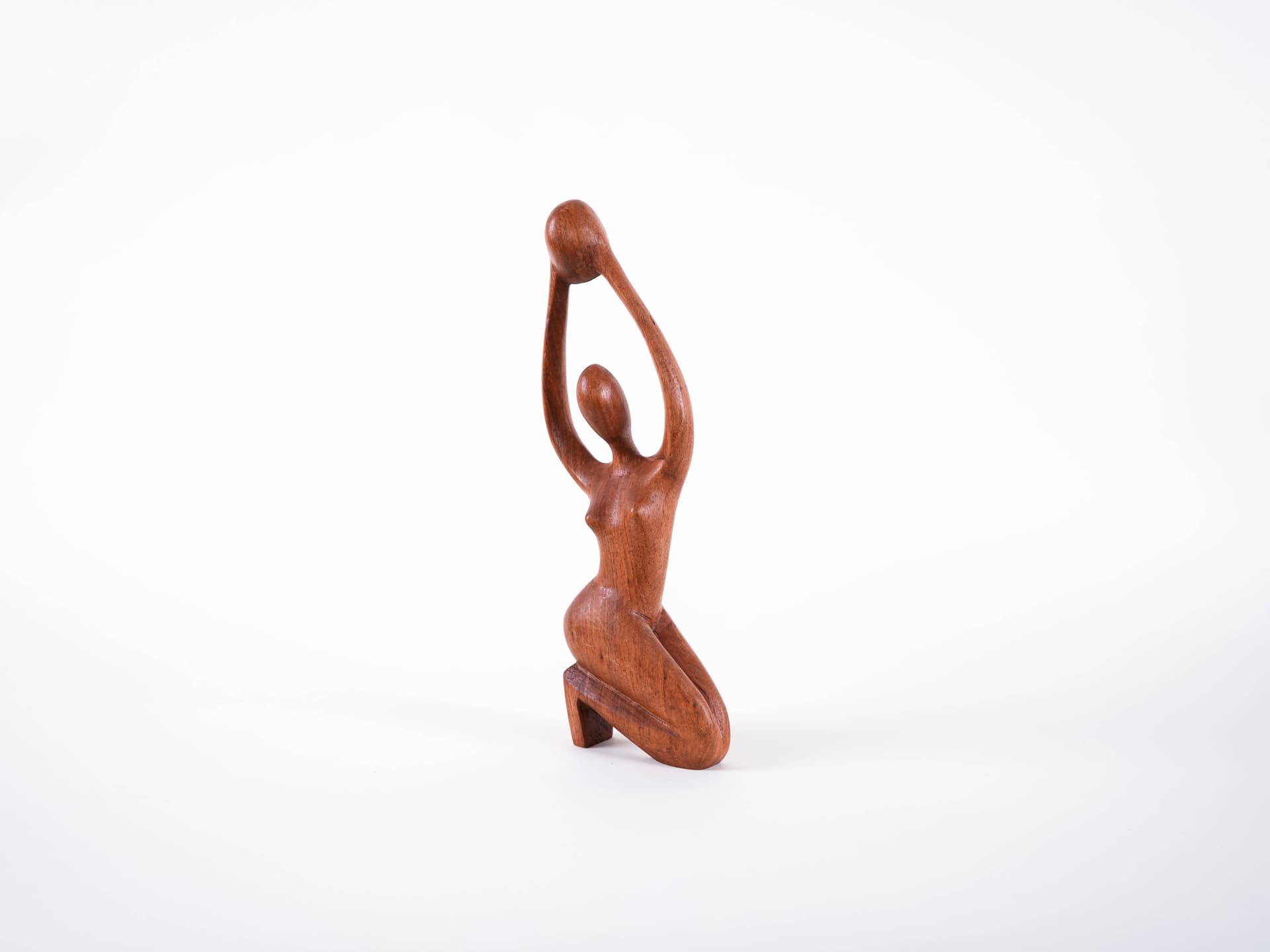 Sculpture, brown teak, Denmark, 1970s. - 313466