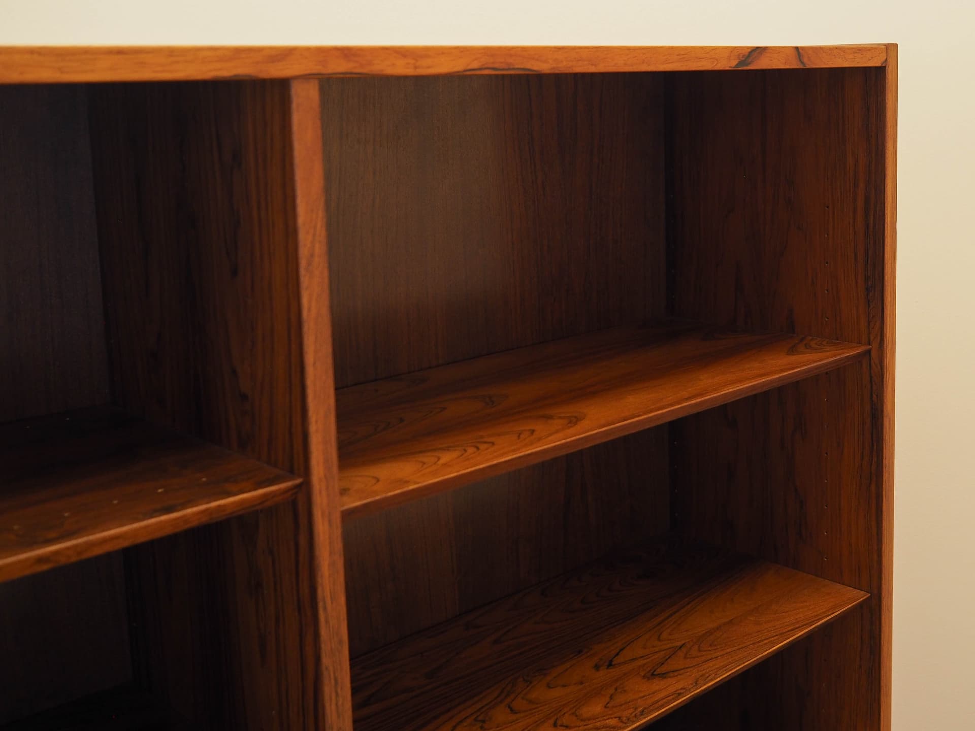 Bookcase, brown rosewood, black wood, Hundevad&Co., Denmark, 1970s. - 313692