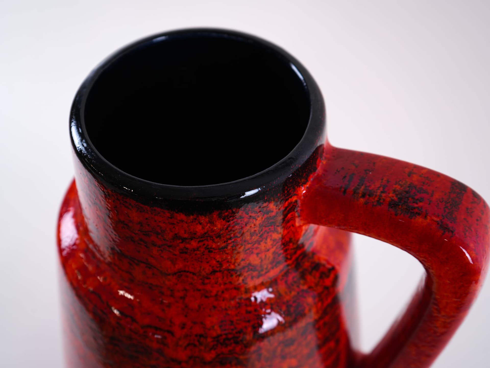 Vase, red orange, ceramics, Germany, 1970s. - 313893
