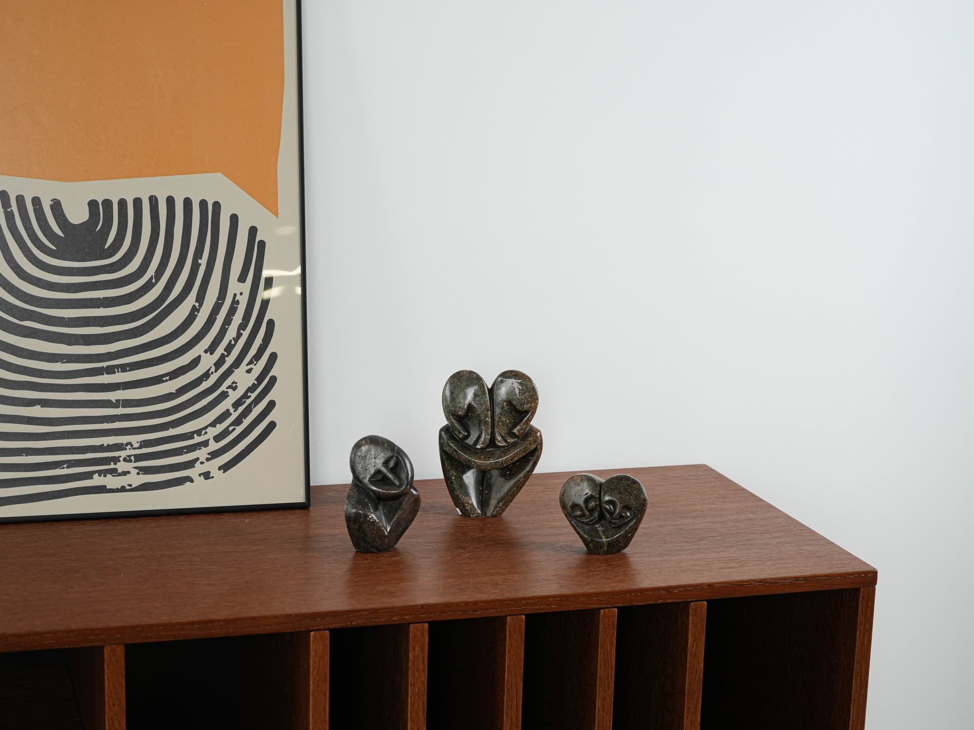 Abstract sculpture, graphite brown red stone, Denmark, 1980s. - 313989