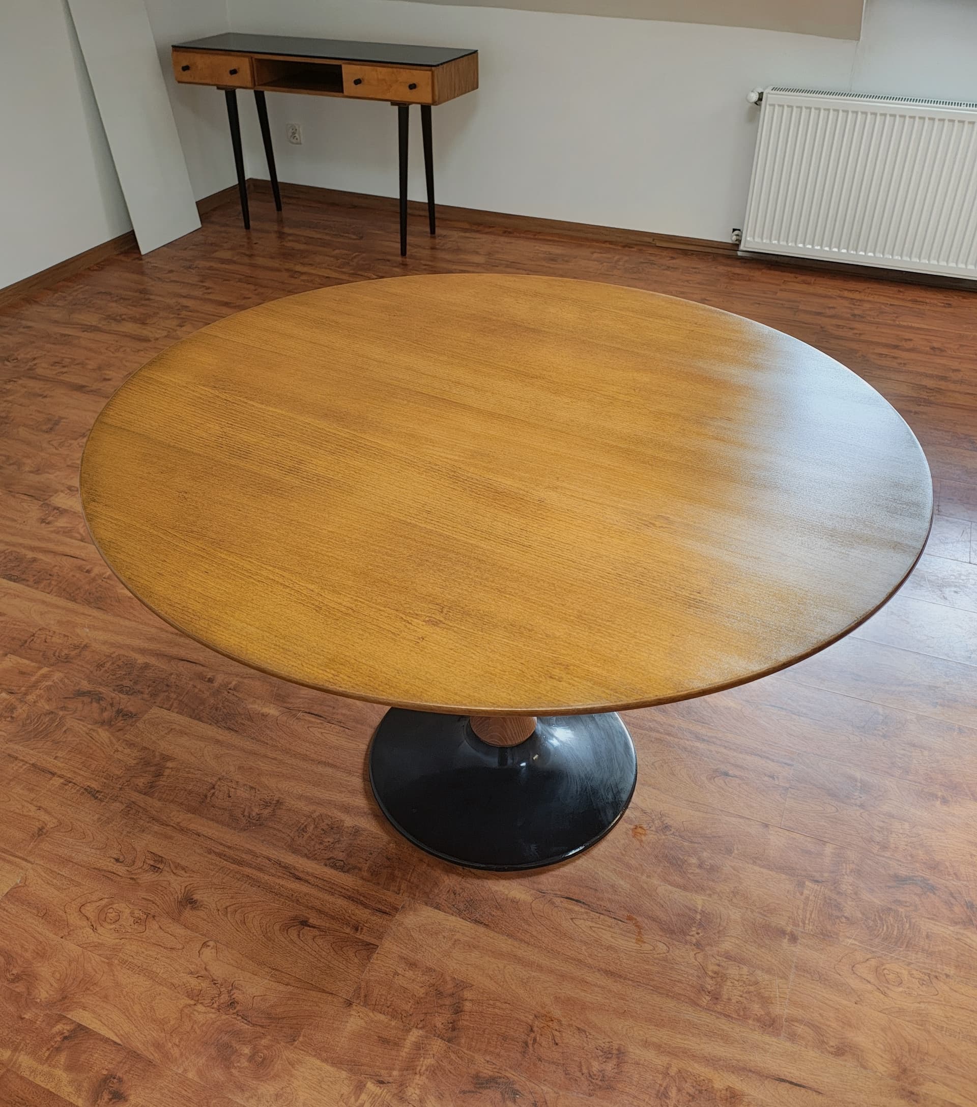 Stolik kawowy Drevotvar, drewno brązowy, metal czarny, Czechy, lata 60. - 314058