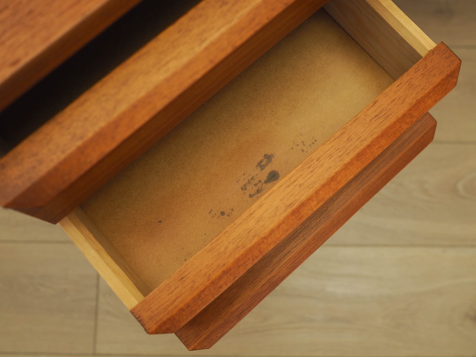 Desk, teak, Denmark, 1970s. - 314100