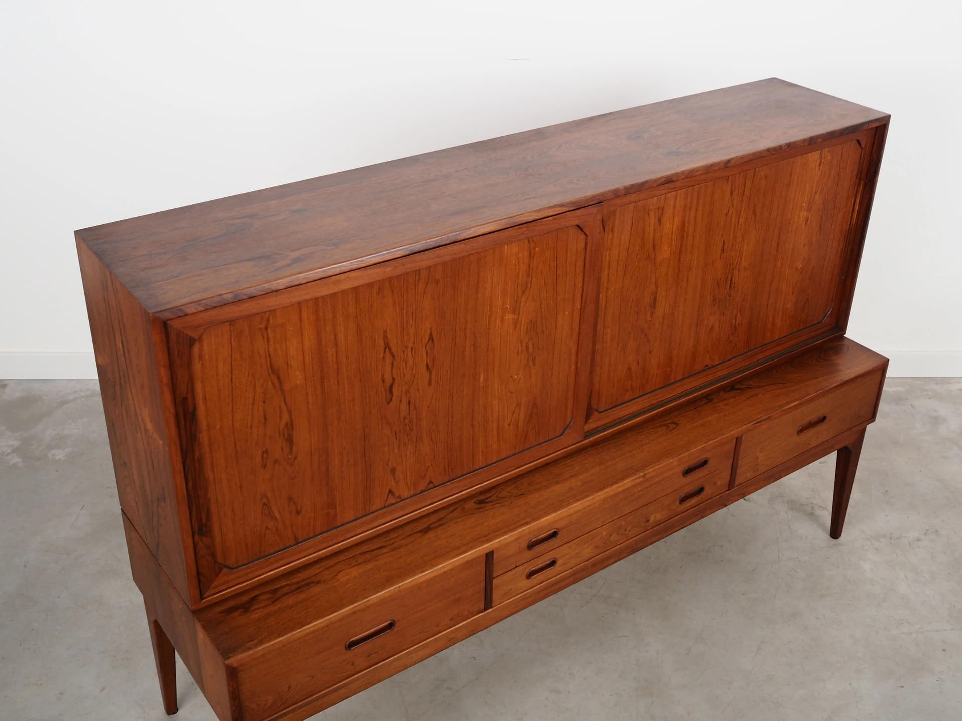 Highboard, palisander ciemnobrązowy, proj. S. Hansen, Dania, lata 60. - 23401