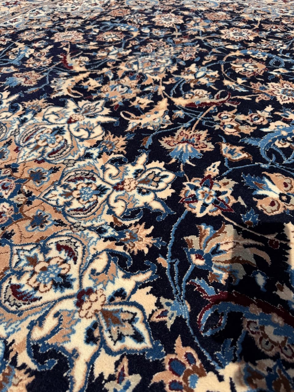 Persian Rug Nain 315x210 cm, navy blue, wool and silk, Iran - 314190