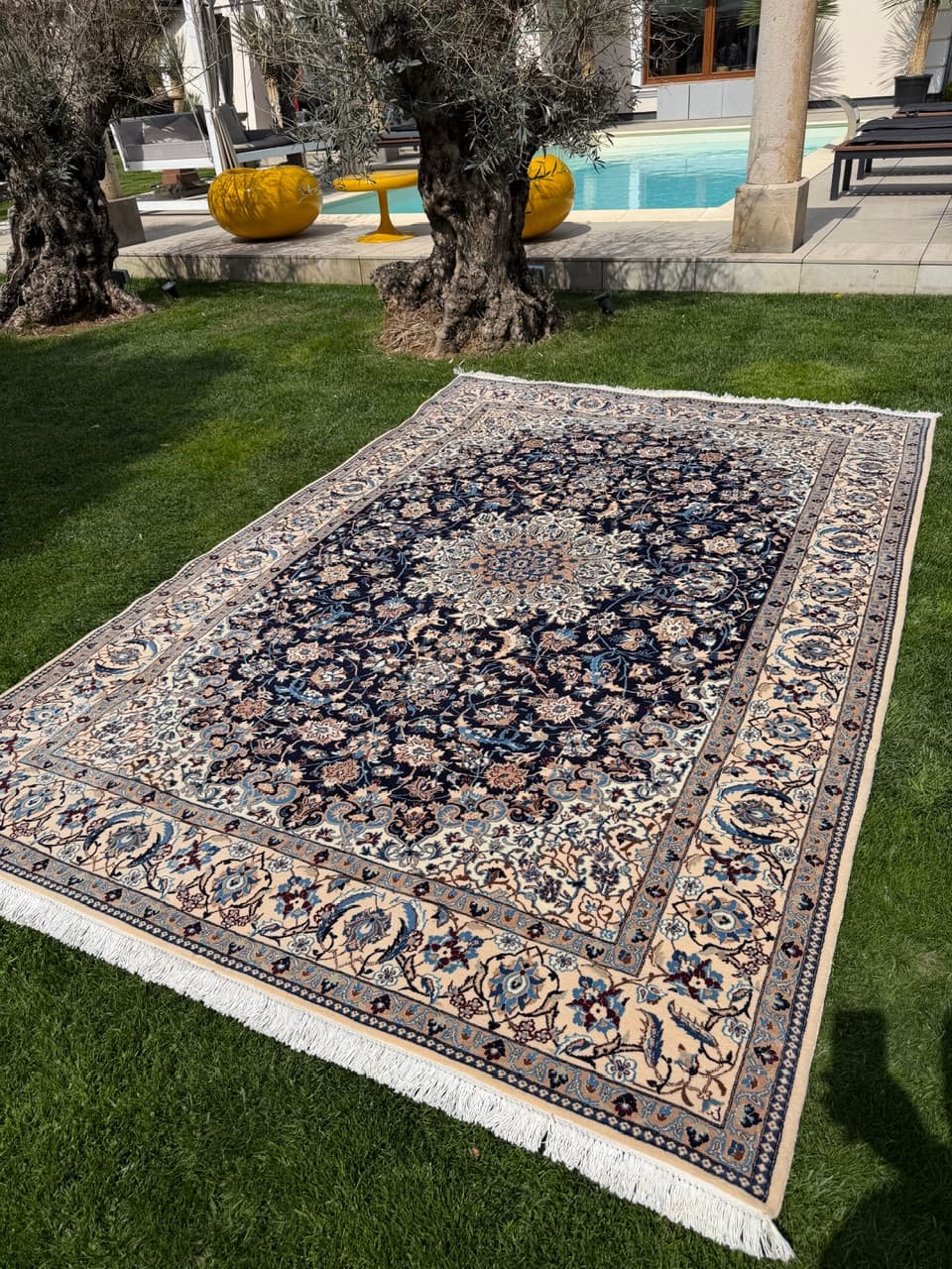 Persian Rug Nain 315x210 cm, navy blue, wool and silk, Iran - 314185