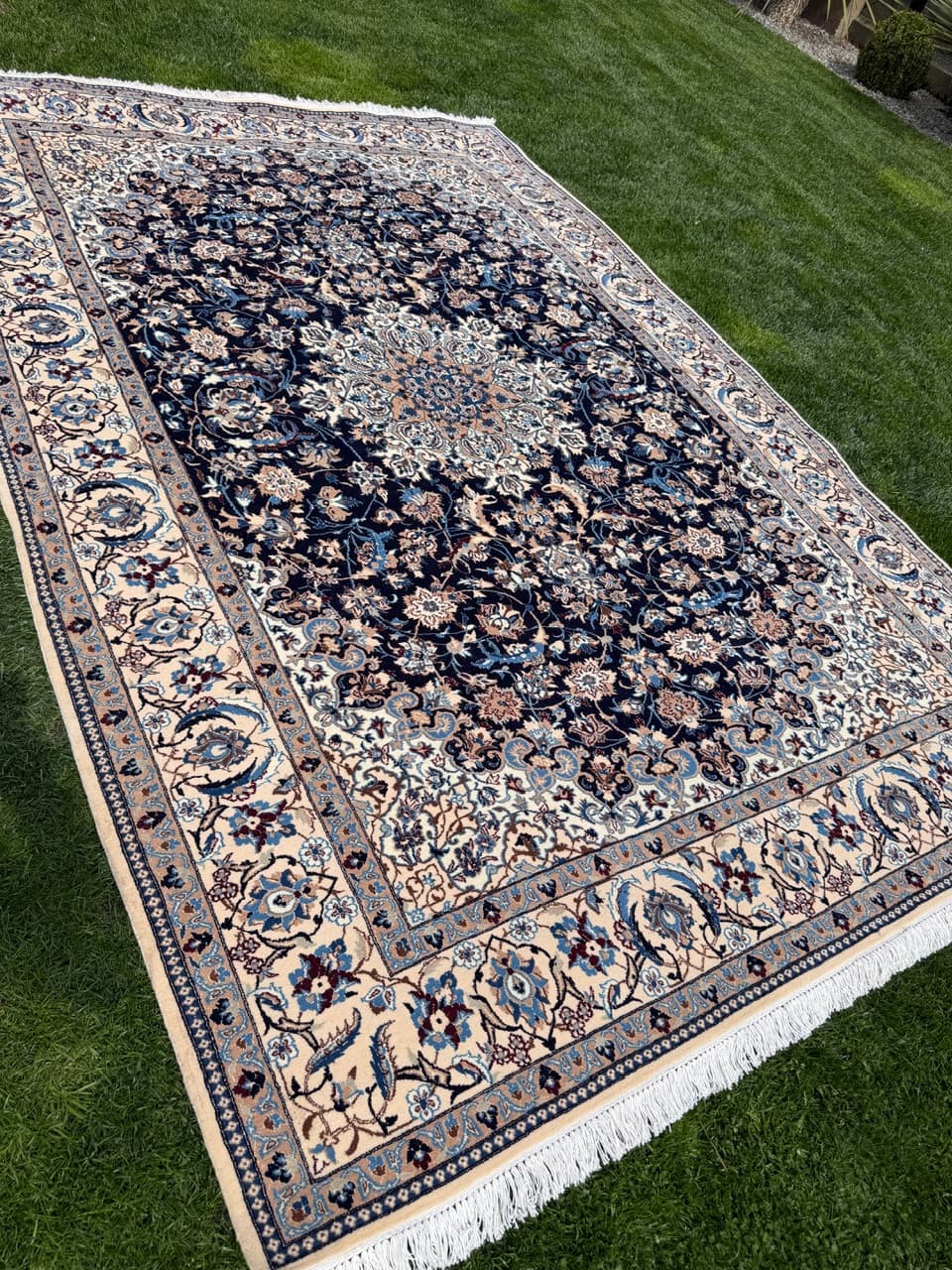 Persian Rug Nain 315x210 cm, navy blue, wool and silk, Iran - 314192
