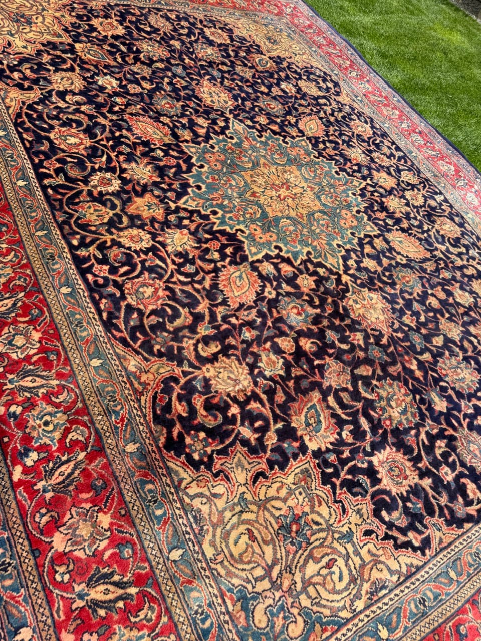 Rug Isfahan 400x300 cm, navy blue, wool, Iran - 314249