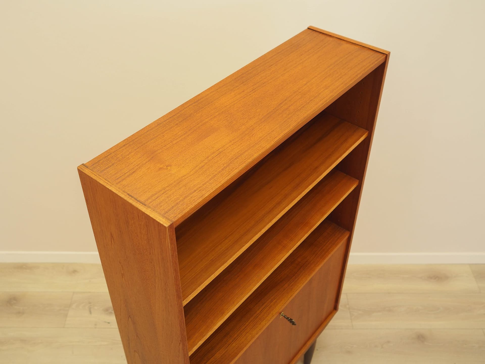 Bookcase, brown teak, brown wood, Denmark, 1970s. - 314398