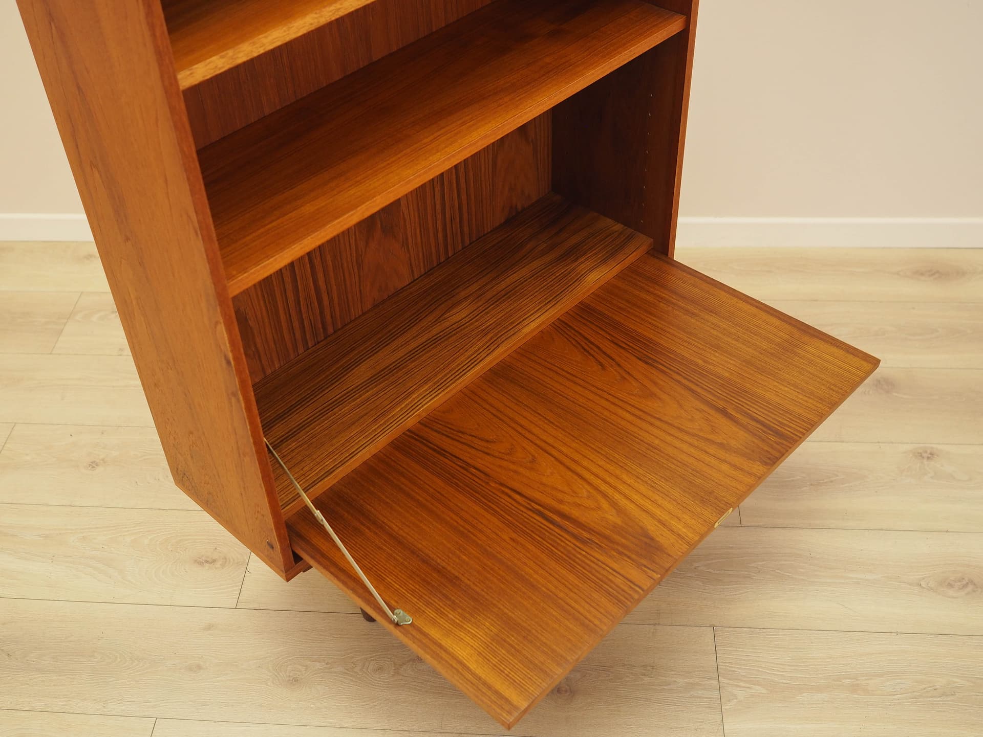 Bookcase, brown teak, brown wood, Denmark, 1970s. - 314402