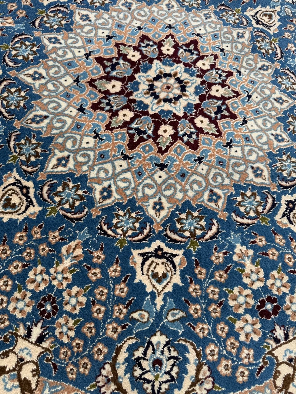 Rug Round Nain 140x140 cm, blue, Kashmiri wool, silk, Iran - 314630