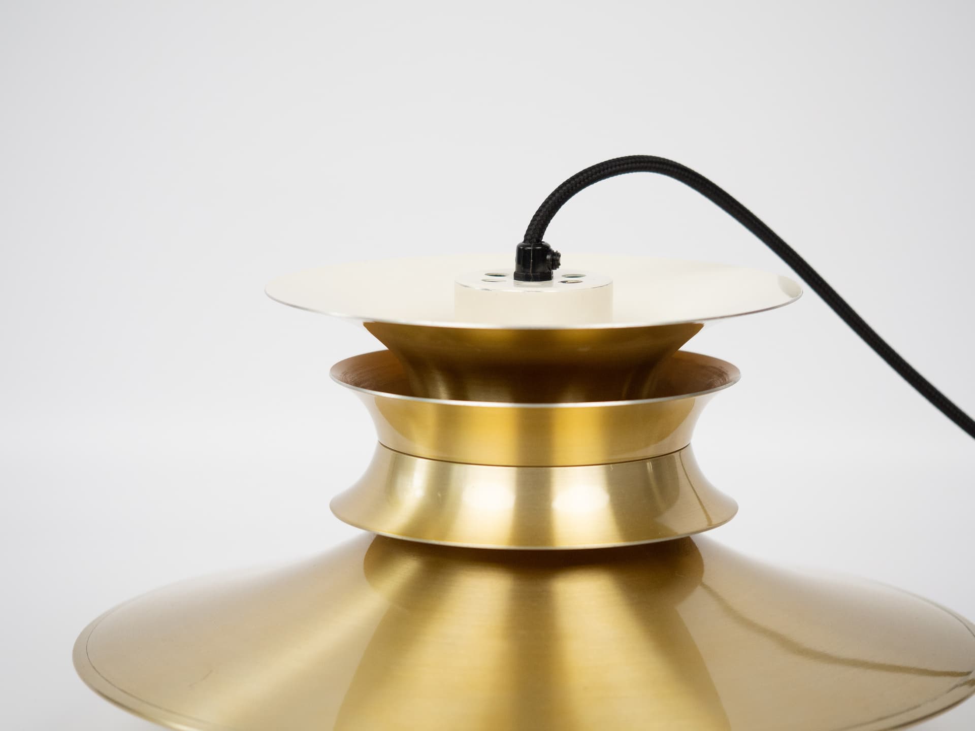 Lampa wisząca, złoty, aluminium, proj. B. Nordsted, Dania, lata 70. - 314660