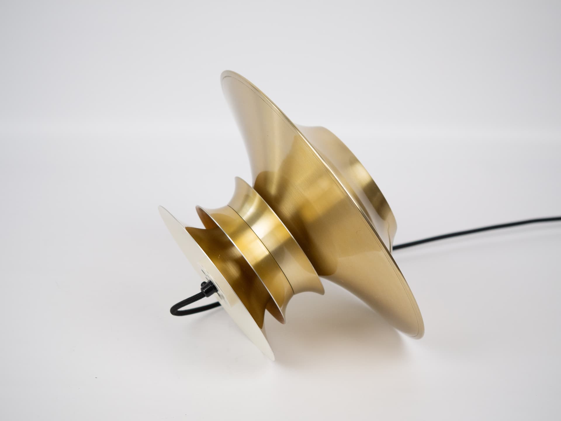 Lampa wisząca, złoty, aluminium, proj. B. Nordsted, Dania, lata 70. - 314661