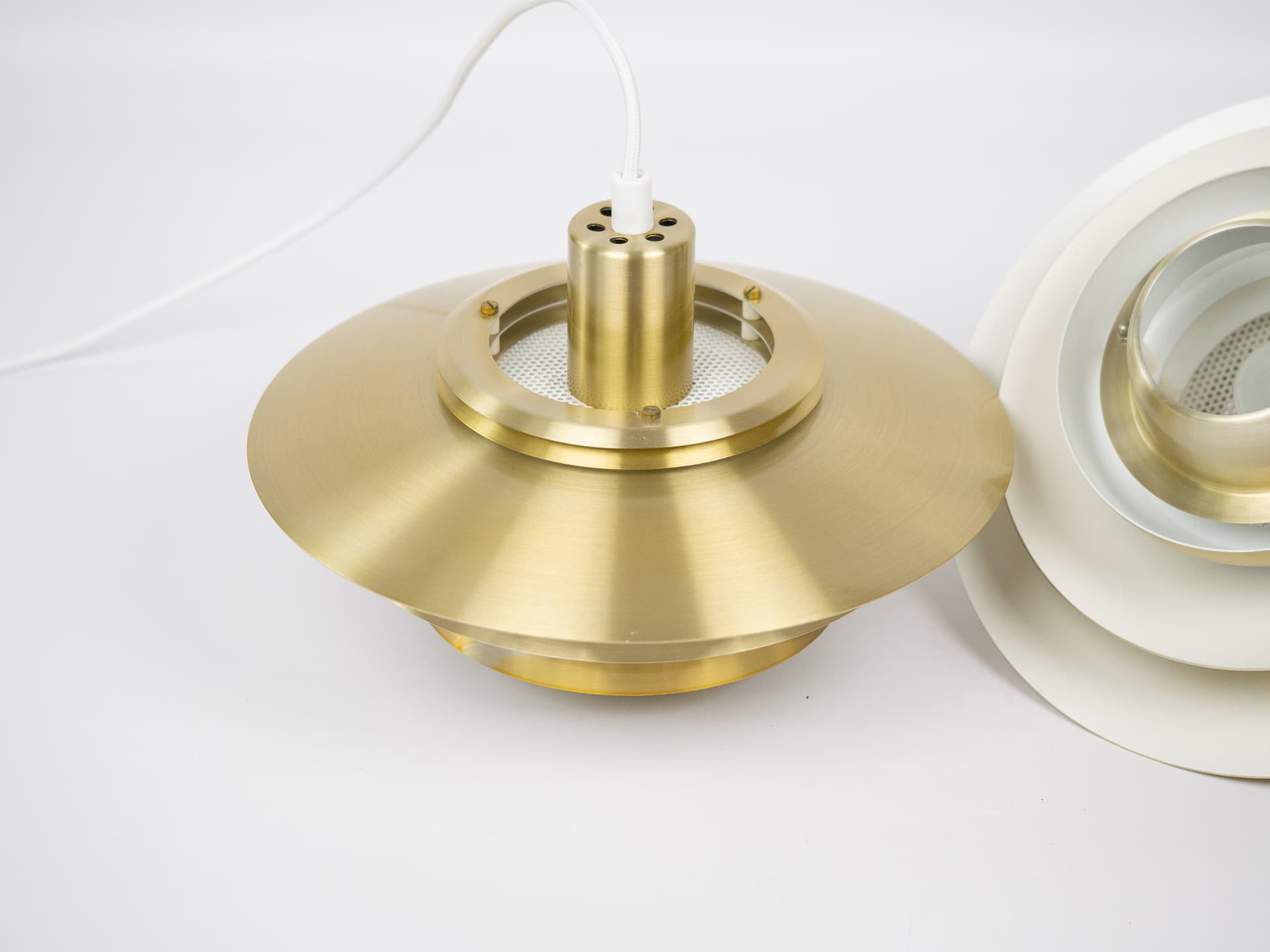 Para lamp wiszących Verona, aluminium złoty, proj. K. Wiborg, Jeka, Dania, lata 80. - 314686