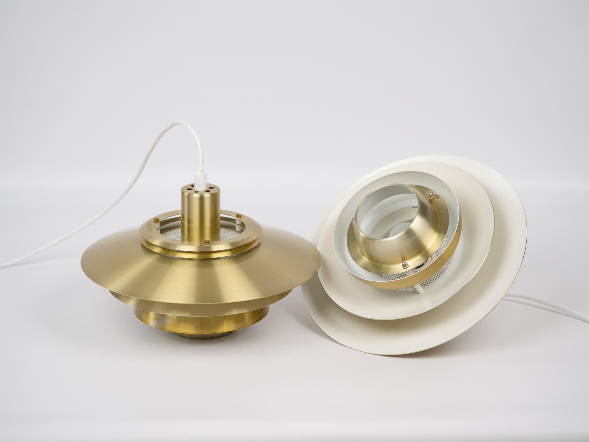 Para lamp wiszących Verona, aluminium złoty, proj. K. Wiborg, Jeka, Dania, lata 80. - 314684