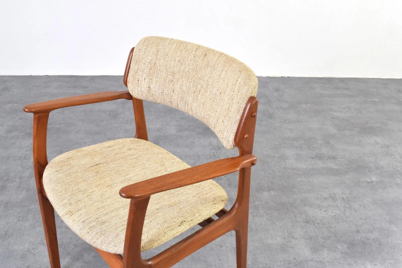 Chair Model 49, brown teak, beige wool, by E. Buch, O.D. Møbler, Denmark, 1960s. - 316357