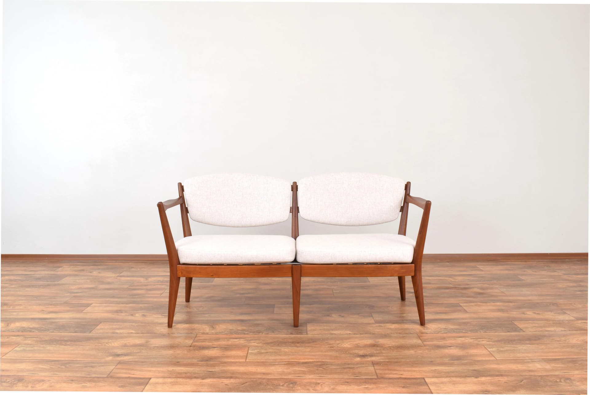 Sofa Kaminstolen, beige wool, brown teak, by F. Kayser, A. Relling, Arnestad Bruk, Norway, 1950s. - 316310