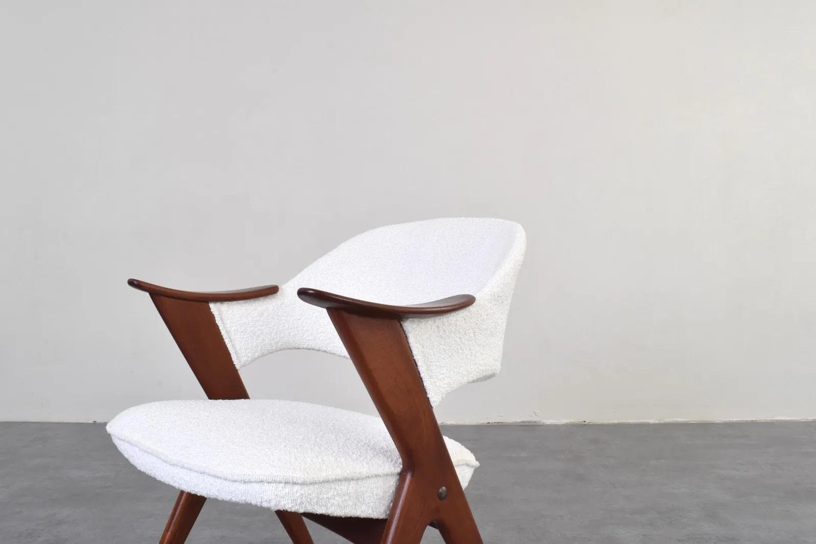Armchair Blinken, white bouclé, brown teak, by S. Resell, Norway, 1950s - 316274