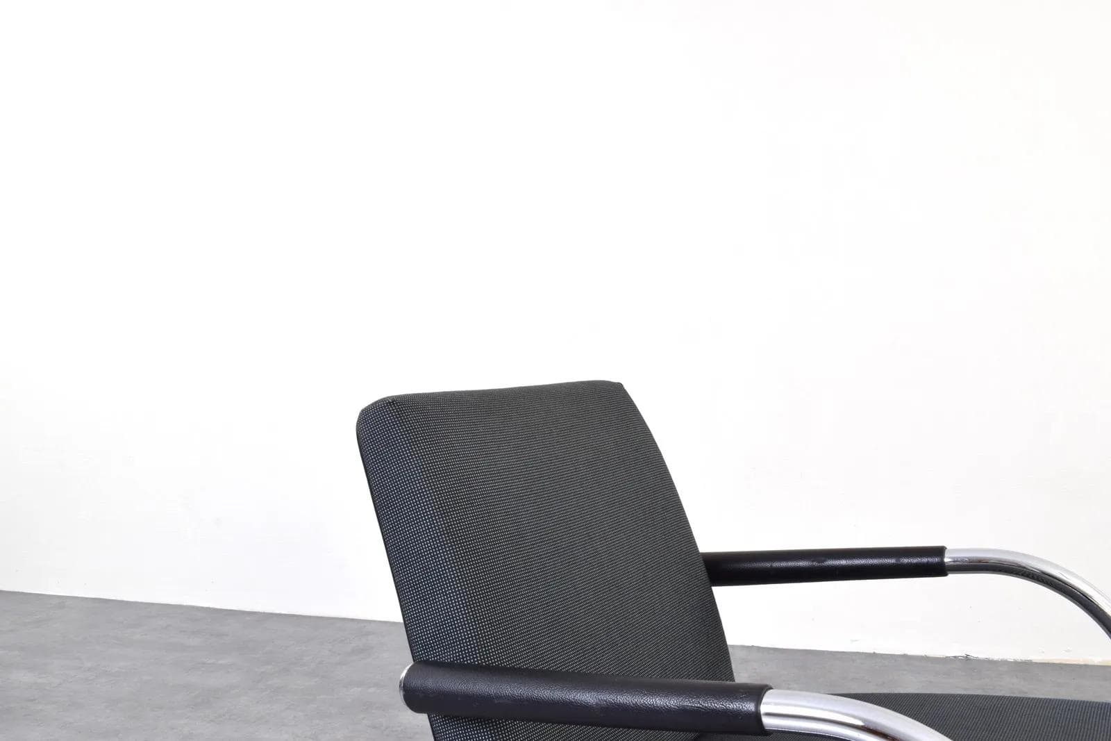 Para foteli Visalounge, szary, skóra czarna, chrom, proj. A. Citterio, Vitra, Szwajcaria - 316257