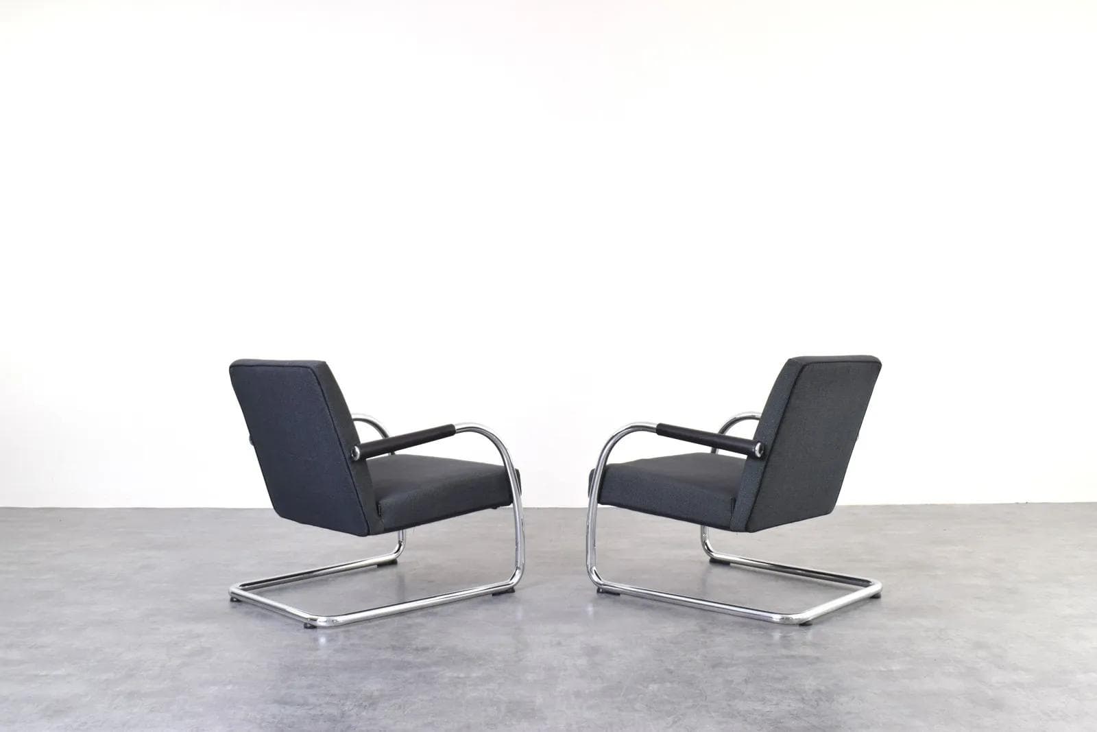 Para foteli Visalounge, szary, skóra czarna, chrom, proj. A. Citterio, Vitra, Szwajcaria - 316260