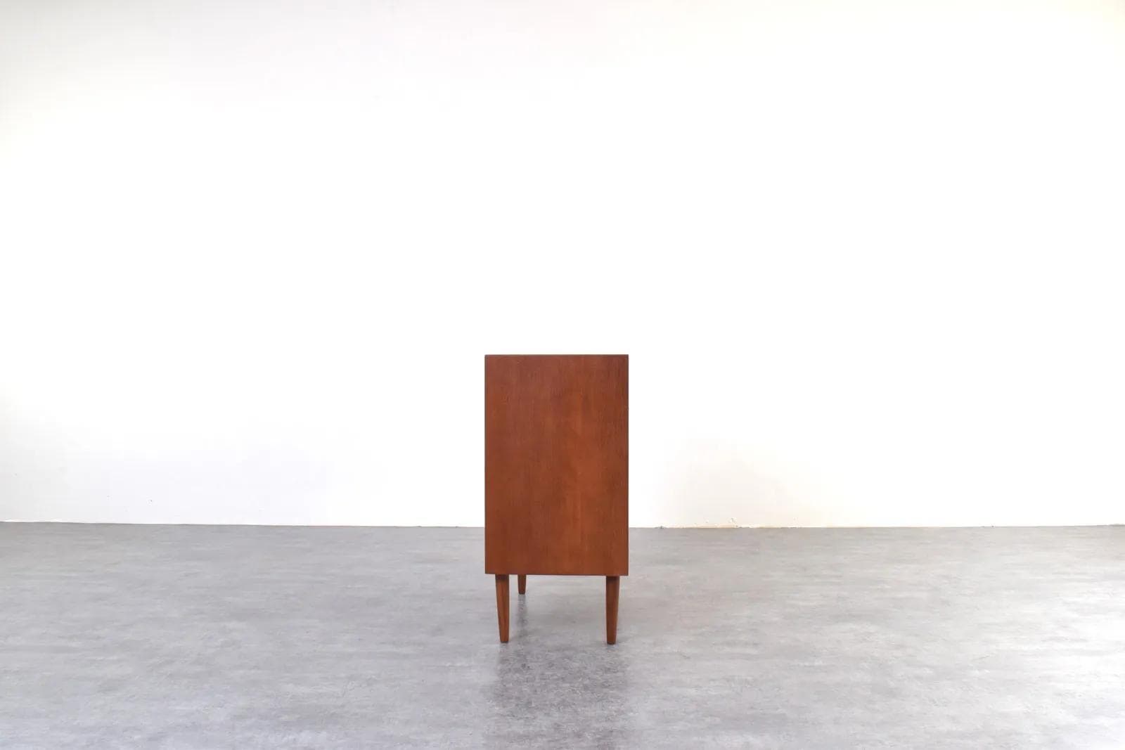 Chest of drawers, brown, teak, Denmark, 1960s. - 316226