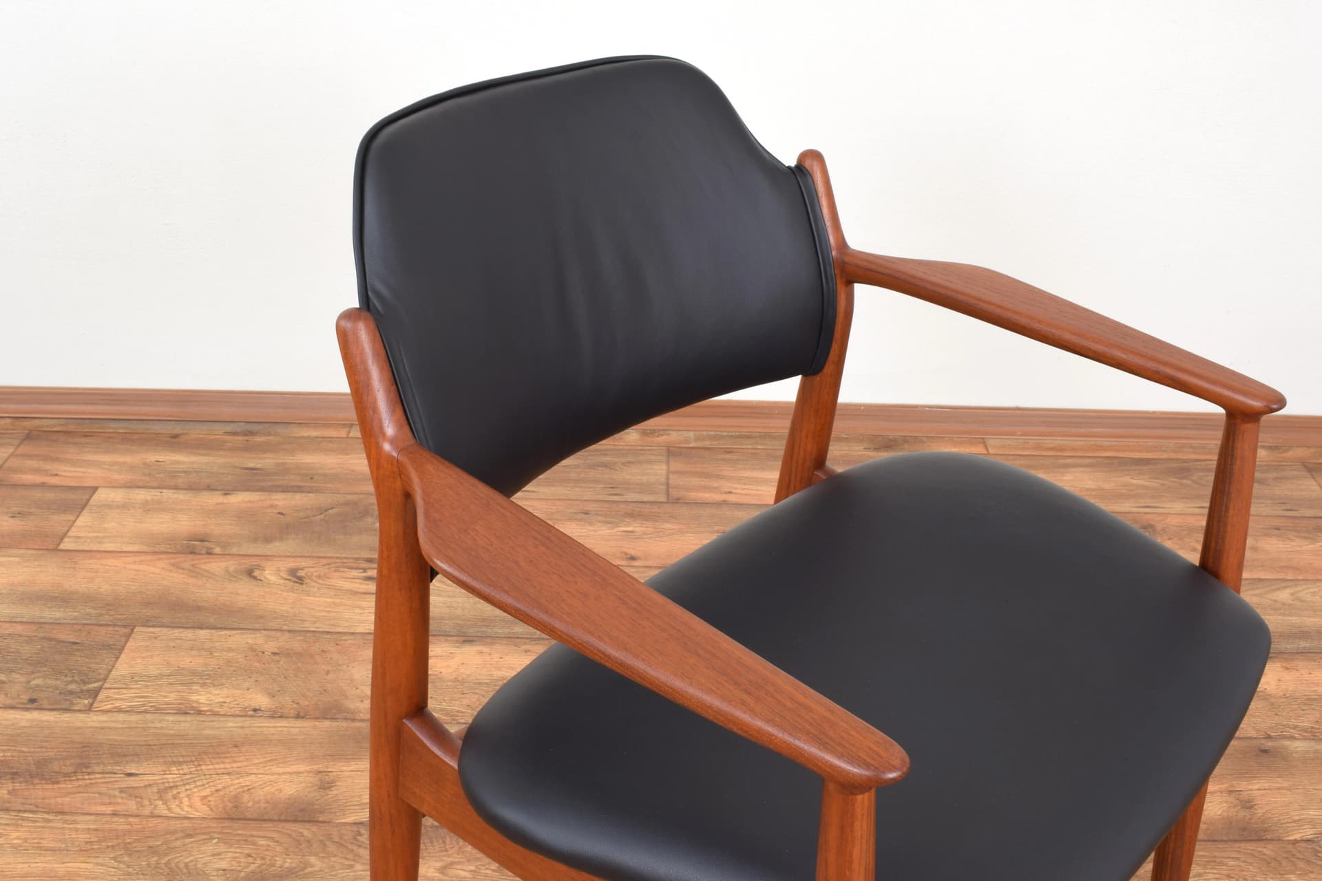 Armchair, brown teak, black leather, by A. Vodder, Sibast, Denmark, 1960s. - 316094