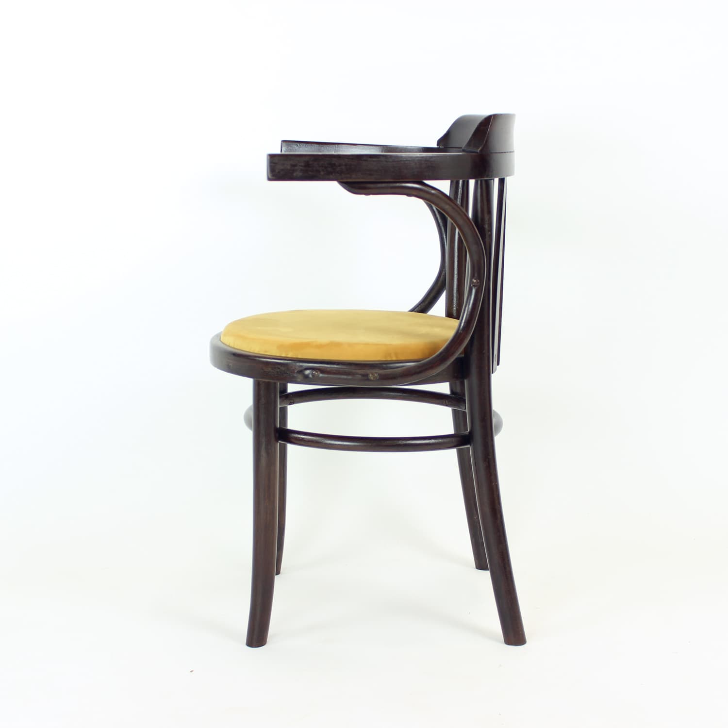 Fotel No. 24, drewno brązowy, velvet złoty, proj. M. Thonet, TON, Czechosłowacja, lata 50. - 314706