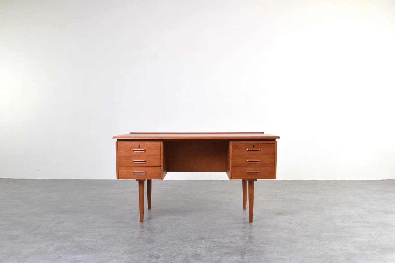 Desk, brown, teak, Denmark, 1960s - 316021