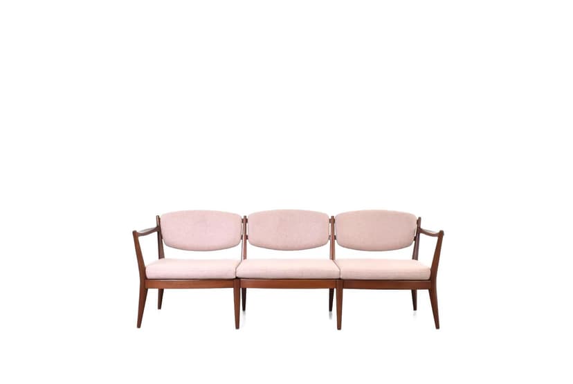 Sofa Kaminstolen, beżowo-różowa wełna, teak brązowy, proj. F. Kayser, A. Relling, Arnestad Bruk, Norwegia, lata 50.