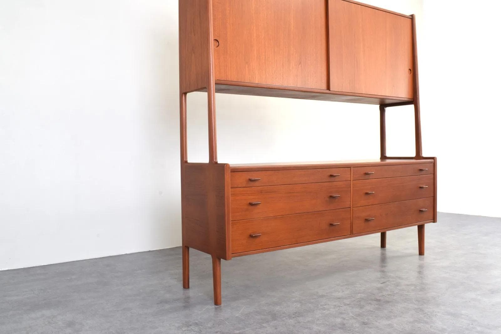 Sideboard RY-20, brown teak, by H. Wegner, Denmark, 1950s. - 315967