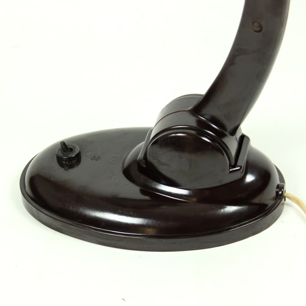 Lampa stołowa 11126, bakelit ciemnobrązowy, proj. E. K. Cole, Czechosłowacja, lata 50. - 314726