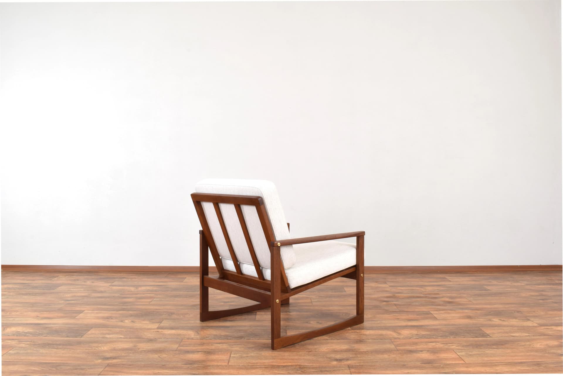 Fotel, teak brązowy, tkanina beżowa, Dania, lata 60. - 315907