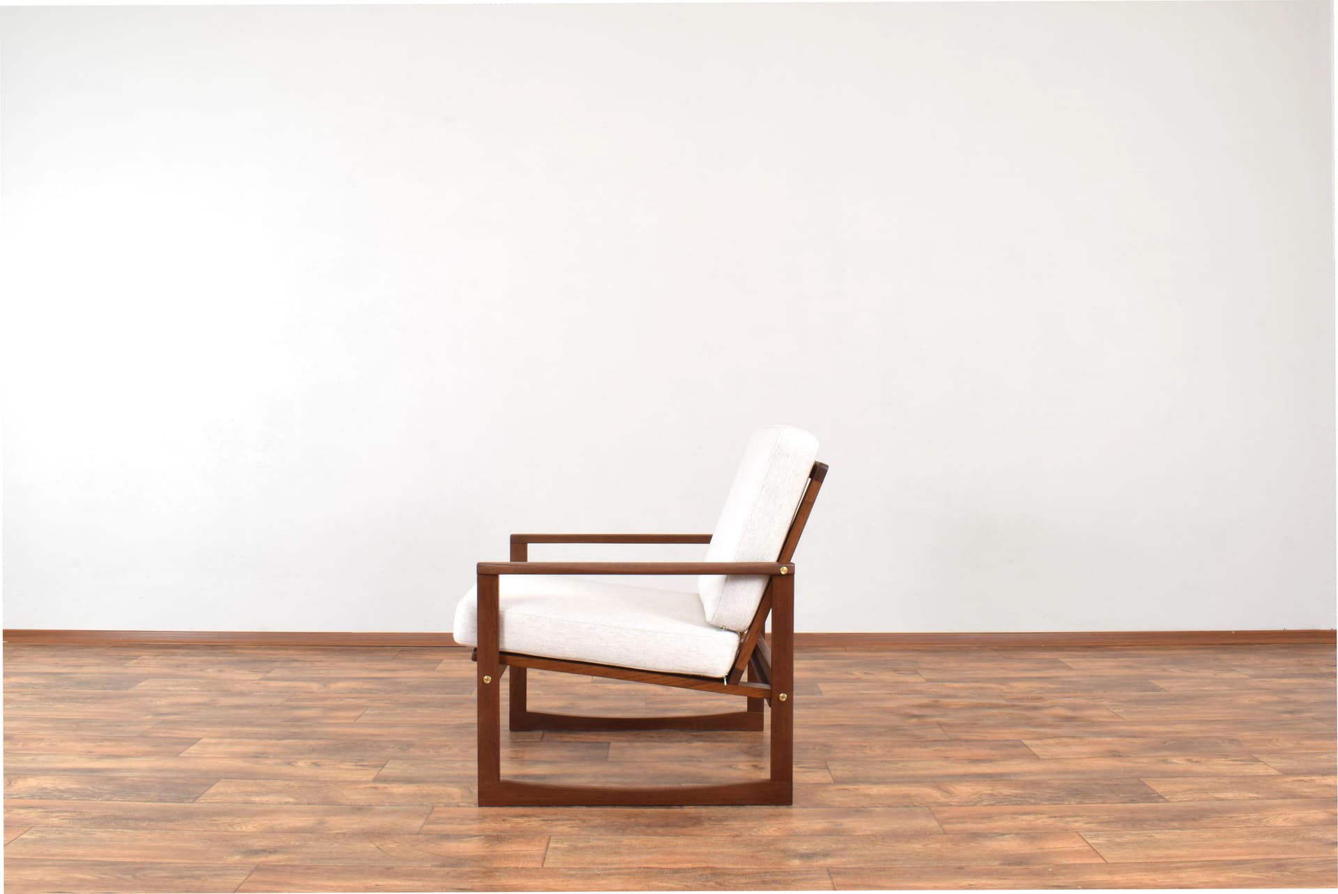 Fotel, teak brązowy, tkanina beżowa, Dania, lata 60. - 315905