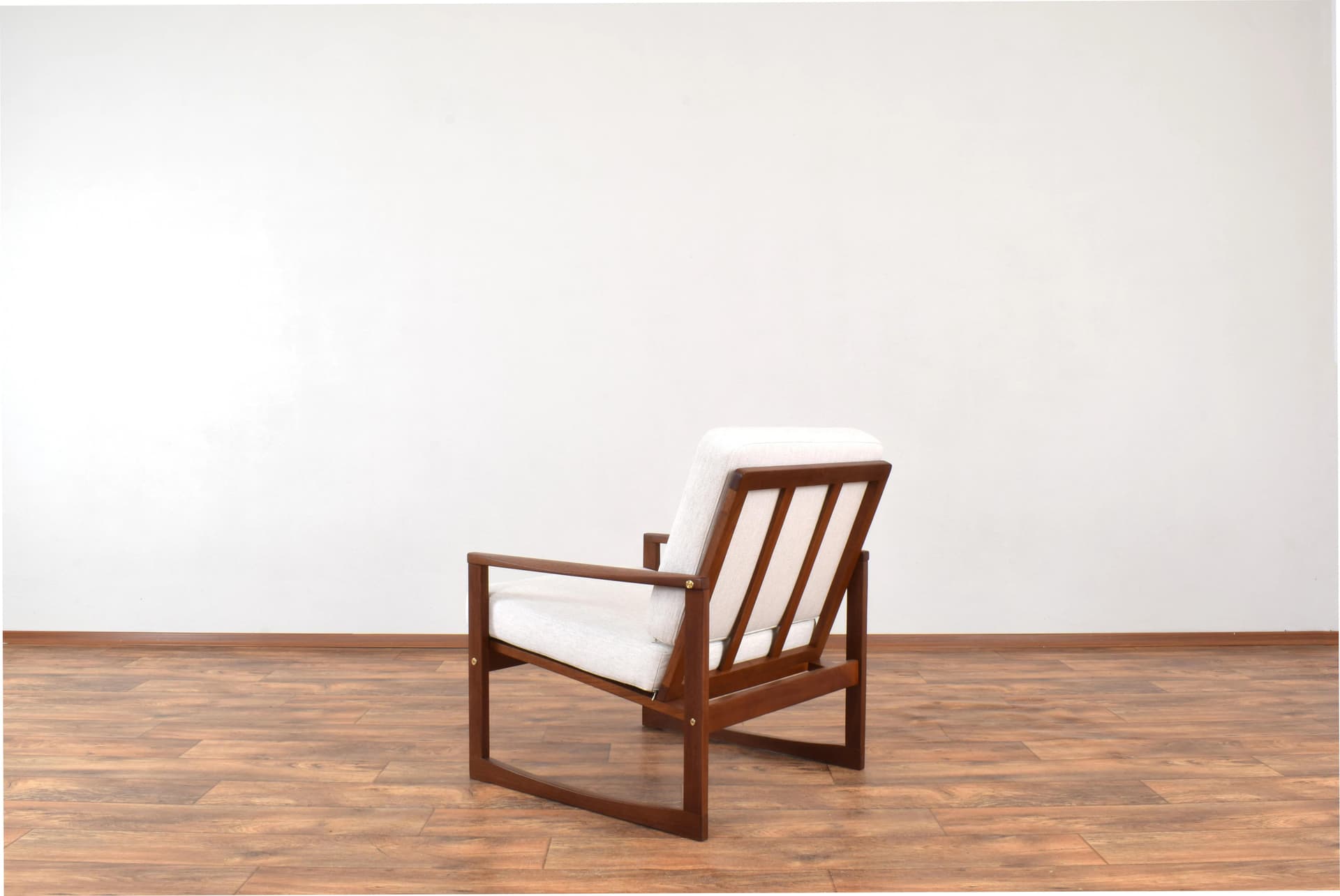 Fotel, teak brązowy, tkanina beżowa, Dania, lata 60. - 315906
