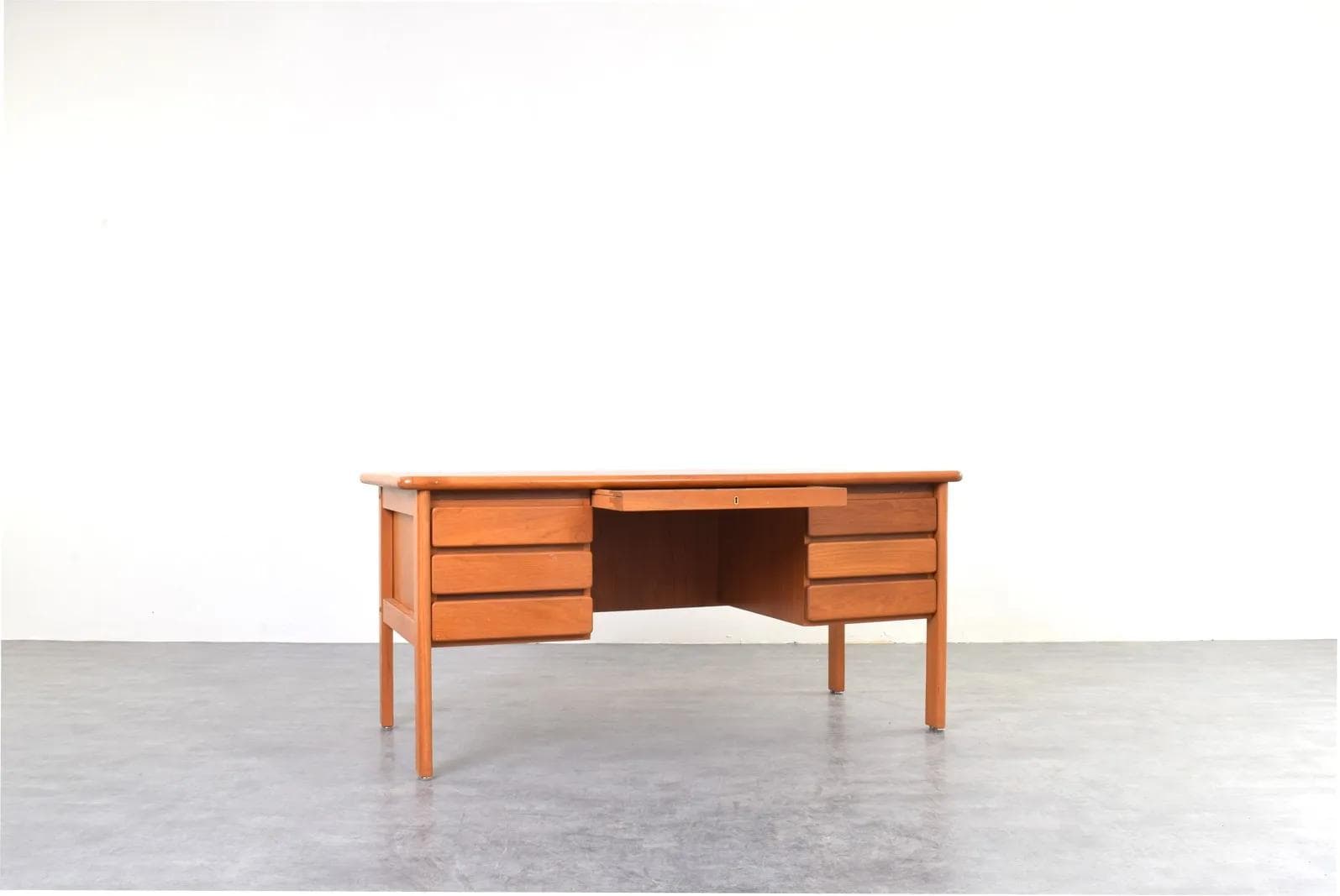 Desk, brown teak, Denmark, 1970s - 315882