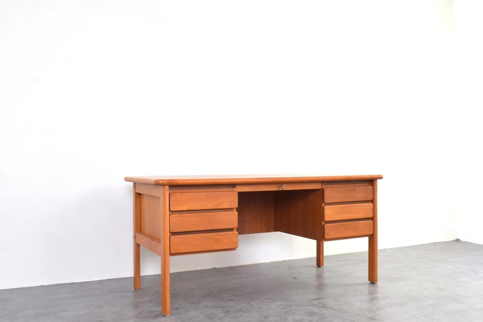 Desk, brown teak, Denmark, 1970s - 315883